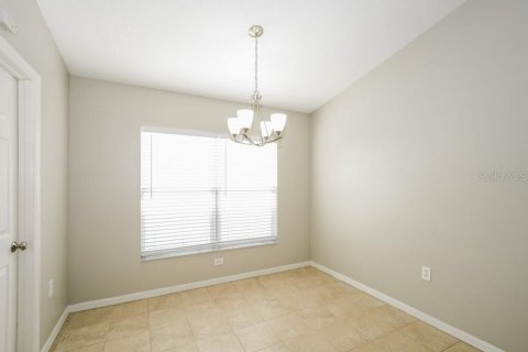 Villa ou maison à louer à Seffner, Floride: 3 chambres, 160.07 m2 № 2100389 - photo 5