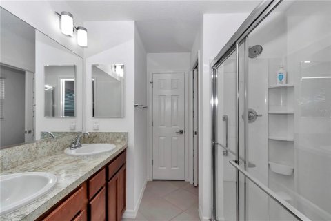 House in The Villages, Florida 2 bedrooms, 111.76 sq.m. № 1735410 - photo 26