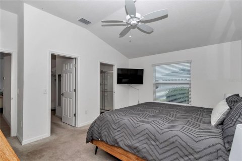 House in The Villages, Florida 2 bedrooms, 111.76 sq.m. № 1735410 - photo 27