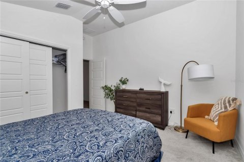 House in The Villages, Florida 2 bedrooms, 111.76 sq.m. № 1735410 - photo 30