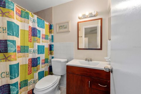 House in Tarpon Springs, Florida 3 bedrooms, 142.7 sq.m. № 1843596 - photo 11