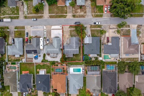 House in Tarpon Springs, Florida 3 bedrooms, 142.7 sq.m. № 1843596 - photo 20