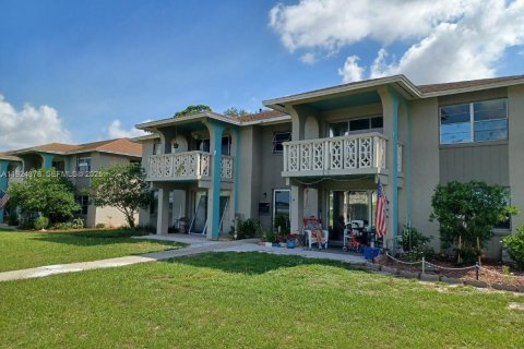 Propiedad comercial en venta en Sebring, Florida № 2082893 - foto 2