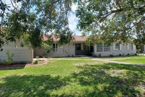 Propiedad comercial en venta en Sebring, Florida № 2082893 - foto 4