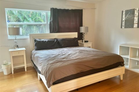 Купить кондоминиум в Халландейл-Бич, Флорида 2 спальни, 95.41м2, № 1958439 - фото 14