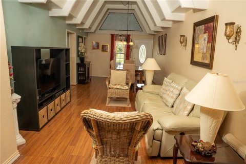 House in Lake Wales, Florida 2 bedrooms, 79.9 sq.m. № 2224349 - photo 3