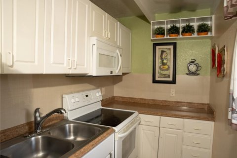 House in Lake Wales, Florida 2 bedrooms, 79.9 sq.m. № 2224349 - photo 8