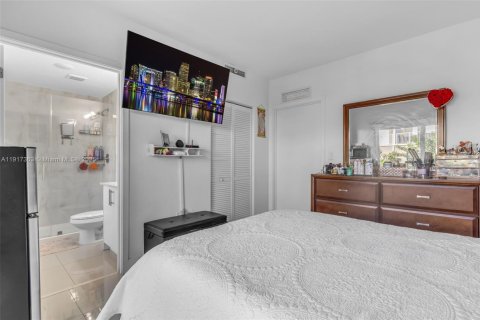 Adosado en venta en Homestead, Florida, 4 dormitorios, 129.88 m2 № 1973501 - foto 14