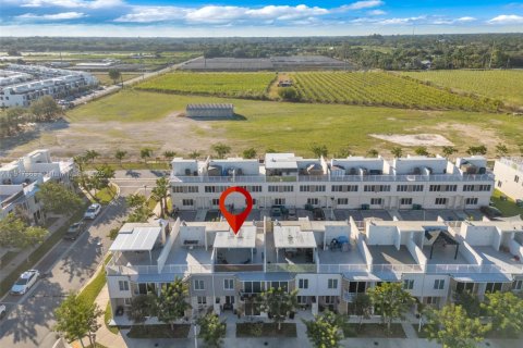 Adosado en venta en Homestead, Florida, 4 dormitorios, 129.88 m2 № 1973501 - foto 28