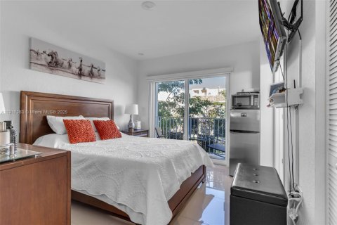 Adosado en venta en Homestead, Florida, 4 dormitorios, 129.88 m2 № 1973501 - foto 13