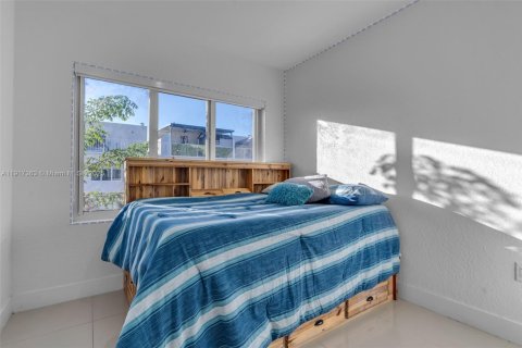 Adosado en venta en Homestead, Florida, 4 dormitorios, 129.88 m2 № 1973501 - foto 17