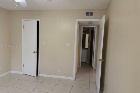Condo in Davie, Florida, 1 bedroom  № 2179202 - photo 5