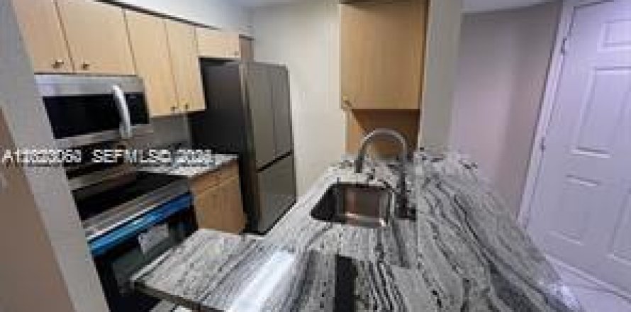 Condo in Davie, Florida, 1 bedroom  № 2179202