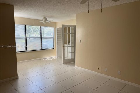 Condo in Davie, Florida, 1 bedroom  № 2179202 - photo 7