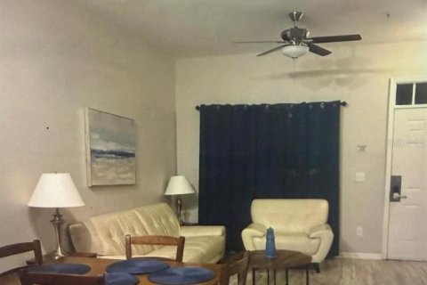 Condo in Kissimmee, Florida, 3 bedrooms  № 2395721 - photo 2