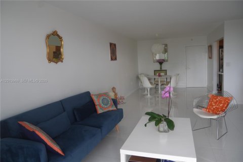 Condo in Aventura, Florida, 2 bedrooms  № 2089508 - photo 4