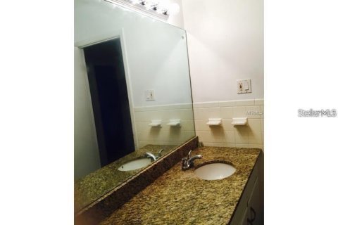 Villa ou maison à louer à Saint Petersburg, Floride: 3 chambres, 204.2 m2 № 2414899 - photo 9