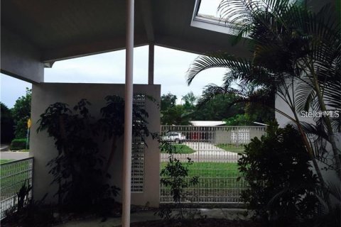 Villa ou maison à louer à Saint Petersburg, Floride: 3 chambres, 204.2 m2 № 2414899 - photo 2