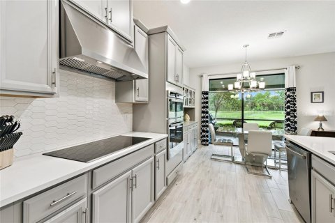 Casa en venta en Kissimmee, Florida, 3 dormitorios, 168.62 m2 № 1899314 - foto 13
