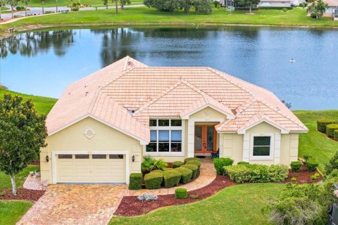 Villa ou maison à vendre à Weeki Wachee, Floride: 3 chambres, 235.51 m2 № 2413616 - photo 9
