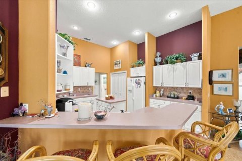 Villa ou maison à vendre à Weeki Wachee, Floride: 3 chambres, 235.51 m2 № 2413616 - photo 22