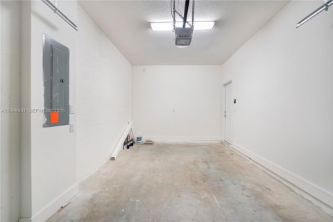 House in Ave Maria, Florida 3 bedrooms, 178.74 sq.m. № 2064278 - photo 21