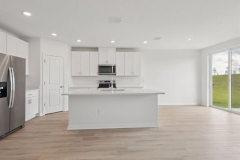 House in Parrish, Florida 4 bedrooms, 184.69 sq.m. № 2116259 - photo 8