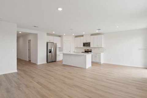House in Parrish, Florida 4 bedrooms, 184.69 sq.m. № 2116259 - photo 3