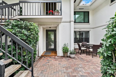 Condominio en venta en Boynton Beach, Florida, 2 dormitorios, 161.37 m2 № 2174017 - foto 2
