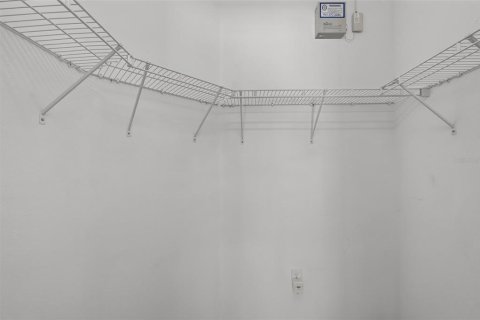 Купить виллу или дом в Брейдентон, Флорида 3 комнаты, 200.11м2, № 2345101 - фото 27