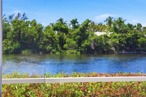 Commercial property in Sarasota, Florida 510.03 sq.m. № 2416298 - photo 19