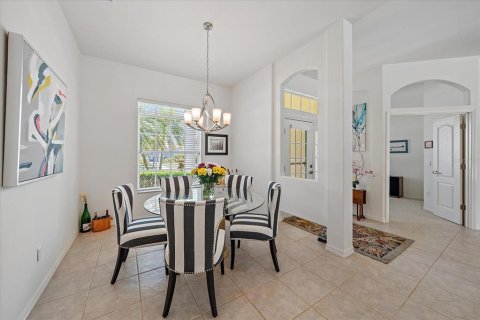 House in Osprey, Florida 4 bedrooms, 198.35 sq.m. № 1673080 - photo 4