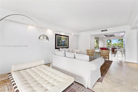 Condo in Key Biscayne, Florida, 4 bedrooms  № 1859983 - photo 7