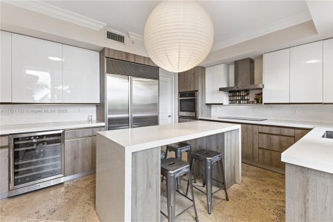 Condo in Key Biscayne, Florida, 4 bedrooms  № 1859983 - photo 20