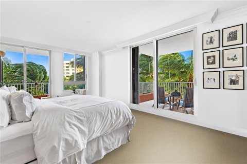 Condo in Key Biscayne, Florida, 4 bedrooms  № 1859983 - photo 21