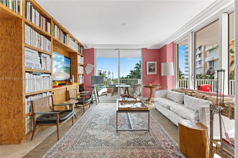 Condo in Key Biscayne, Florida, 4 bedrooms  № 1859983 - photo 5