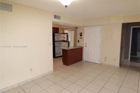 Condominio en venta en Miami, Florida, 2 dormitorios, 90.86 m2 № 2036122 - foto 8