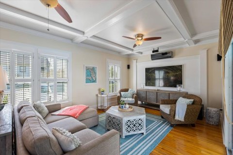 Casa en alquiler en Saint Petersburg, Florida, 5 dormitorios, 324.6 m2 № 1784709 - foto 12