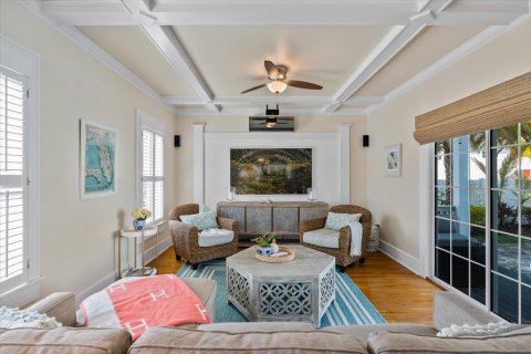 Casa en alquiler en Saint Petersburg, Florida, 5 dormitorios, 324.6 m2 № 1784709 - foto 11