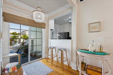 Casa en alquiler en Saint Petersburg, Florida, 5 dormitorios, 324.6 m2 № 1784709 - foto 13