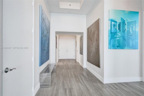 Condominio en venta en Sunny Isles Beach, Florida, 3 dormitorios, 257.15 m2 № 2027073 - foto 11