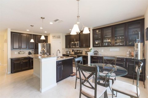 House in Wimauma, Florida 5 bedrooms, 277.5 sq.m. № 1669952 - photo 22