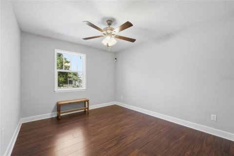 Villa ou maison à vendre à Lake Alfred, Floride: 4 chambres, 316.24 m2 № 2224648 - photo 20