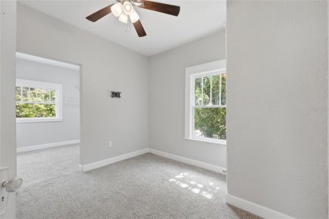 Villa ou maison à vendre à Lake Alfred, Floride: 4 chambres, 316.24 m2 № 2224648 - photo 10