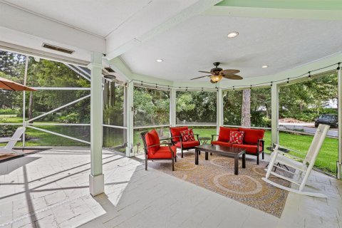 House in Jupiter, Florida 4 bedrooms, 345.5 sq.m. № 2190197 - photo 18
