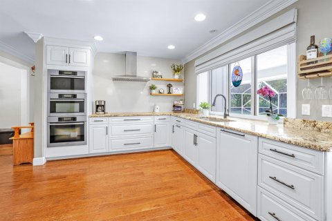 House in Jupiter, Florida 4 bedrooms, 345.5 sq.m. № 2190197 - photo 5
