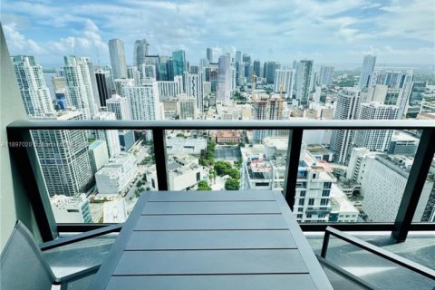 Снять в аренду кондоминиум в Майами, Флорида 34.75м2, № 1952916 - фото 3