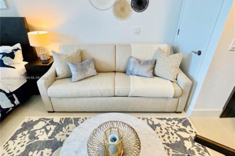 Снять в аренду кондоминиум в Майами, Флорида 34.75м2, № 1952916 - фото 19