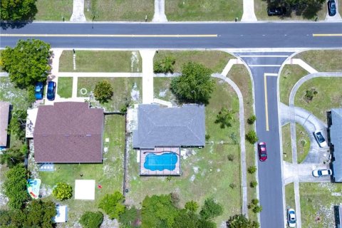 House in Palm Bay, Florida 3 bedrooms, 113.43 sq.m. № 1821076 - photo 21