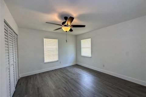 House in Palm Bay, Florida 3 bedrooms, 113.43 sq.m. № 1821076 - photo 18